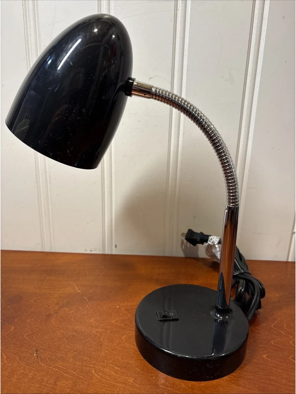 Intertek Lamp Black Metal Gooseneck Fluorescent Light Positionable Desk Lamp